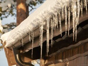 icicles on roof